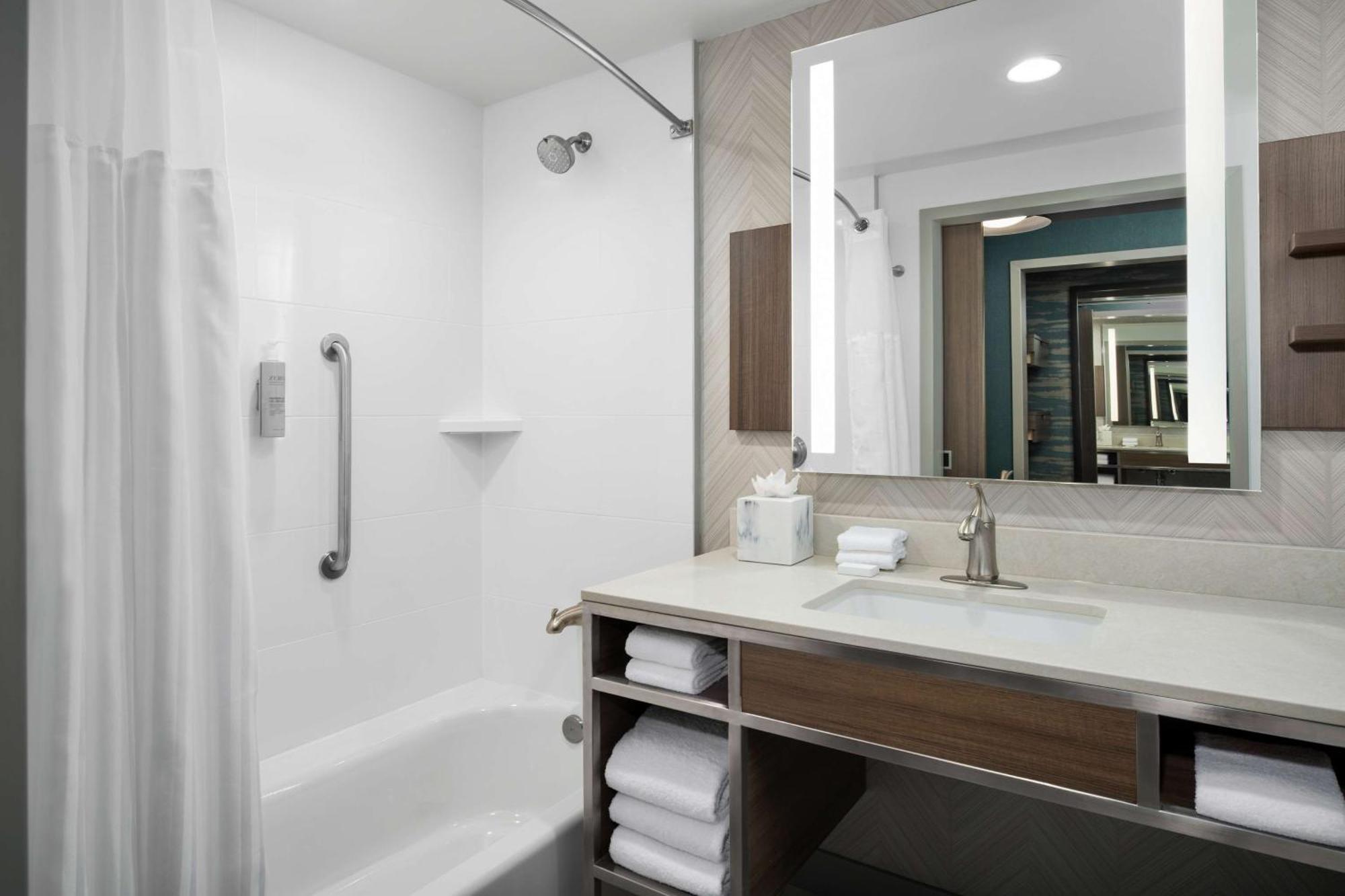 Hilton Garden Inn Florence Cincinnati Airport South Exteriör bild